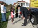 Making a blessing on the Lulav & Esrog